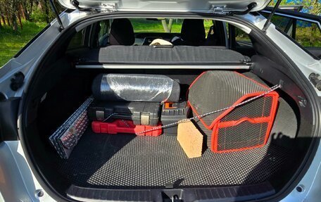 Toyota Prius IV XW50, 2018 год, 1 800 000 рублей, 18 фотография