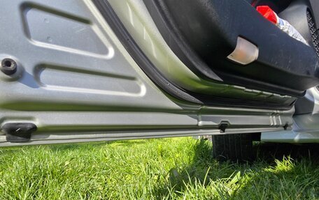 Toyota Prius IV XW50, 2018 год, 1 800 000 рублей, 22 фотография