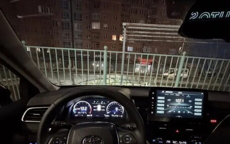 Toyota Camry, 2023 год, 3 930 000 рублей, 5 фотография