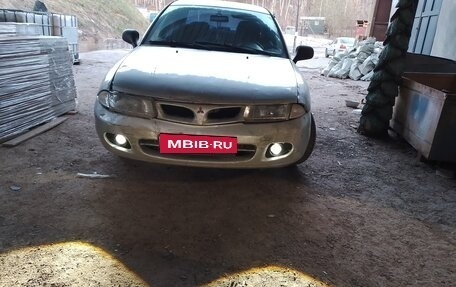 Mitsubishi Carisma I, 1998 год, 120 000 рублей, 2 фотография