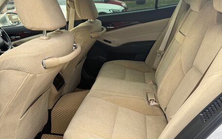 Toyota Crown, 2013 год, 1 950 000 рублей, 15 фотография