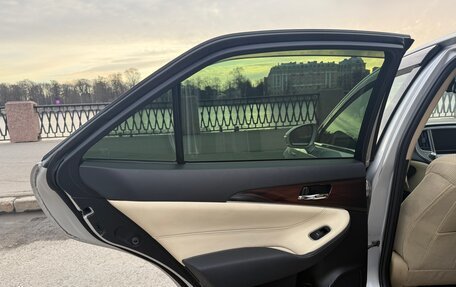 Toyota Crown, 2013 год, 1 950 000 рублей, 13 фотография