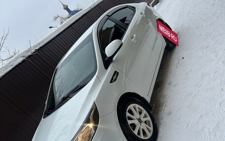 KIA Rio III рестайлинг, 2013 год, 950 000 рублей, 4 фотография