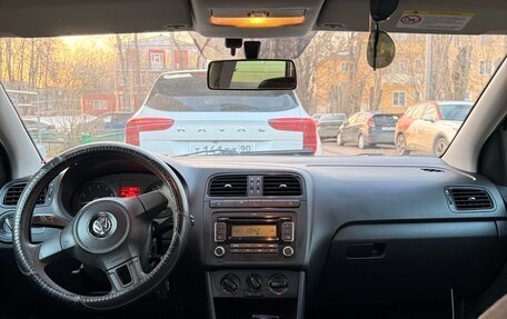 Volkswagen Polo VI (EU Market), 2011 год, 500 000 рублей, 8 фотография