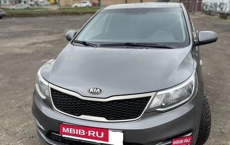 KIA Rio III рестайлинг, 2017 год, 1 220 000 рублей, 2 фотография