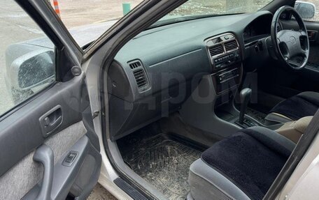 Toyota Vista, 1997 год, 350 000 рублей, 10 фотография