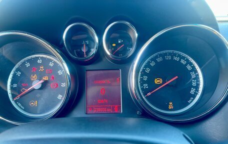 Opel Astra J, 2013 год, 825 000 рублей, 15 фотография