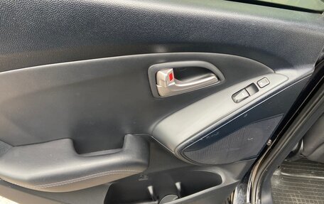 Hyundai ix35 I рестайлинг, 2013 год, 1 389 000 рублей, 18 фотография