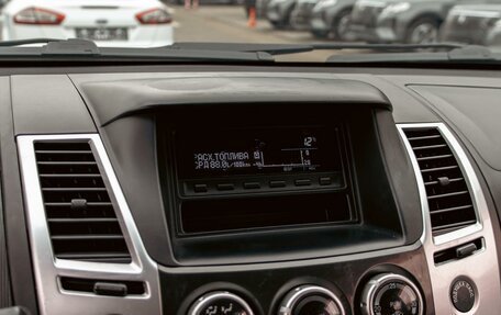 Mitsubishi Pajero Sport II рестайлинг, 2013 год, 1 495 000 рублей, 14 фотография