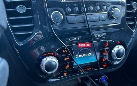 Nissan Juke II, 2011 год, 949 900 рублей, 8 фотография