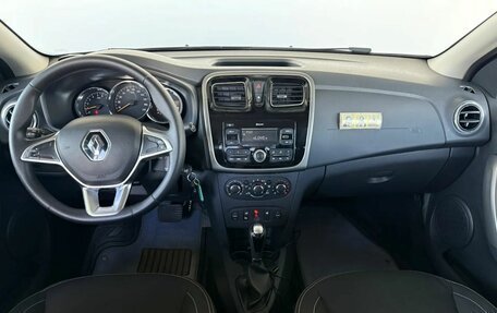 Renault Logan II, 2018 год, 1 090 000 рублей, 15 фотография