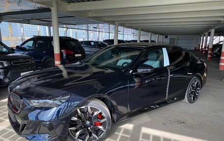 BMW 5 серия, 2026 год, 15 300 000 рублей, 3 фотография