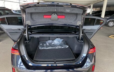 BMW 5 серия, 2026 год, 15 300 000 рублей, 29 фотография