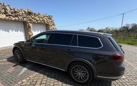 Volkswagen Passat B8 рестайлинг, 2020 год, 3 450 000 рублей, 11 фотография