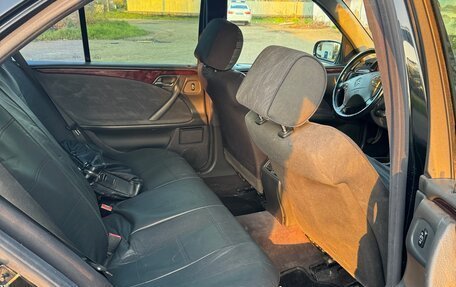 Mercedes-Benz E-Класс, 2001 год, 520 000 рублей, 7 фотография