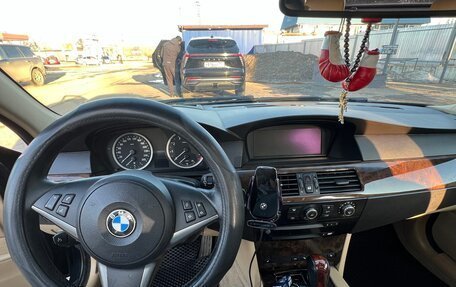 BMW 5 серия, 2006 год, 1 099 000 рублей, 12 фотография