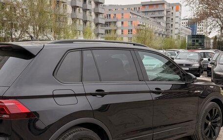 Volkswagen Tiguan II, 2023 год, 3 765 000 рублей, 5 фотография