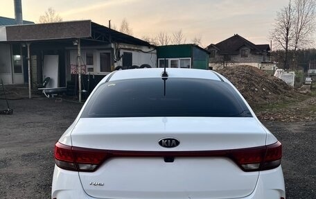 KIA Rio IV, 2021 год, 1 550 000 рублей, 10 фотография