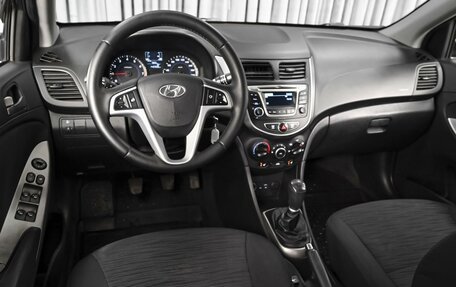 Hyundai Solaris II рестайлинг, 2014 год, 929 000 рублей, 6 фотография