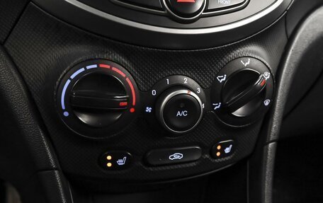 Hyundai Solaris II рестайлинг, 2014 год, 929 000 рублей, 14 фотография