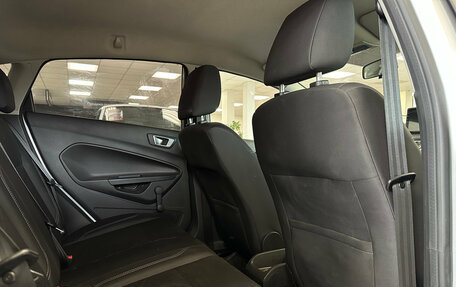 Ford Fiesta, 2016 год, 880 000 рублей, 10 фотография
