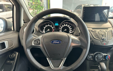 Ford Fiesta, 2016 год, 880 000 рублей, 7 фотография