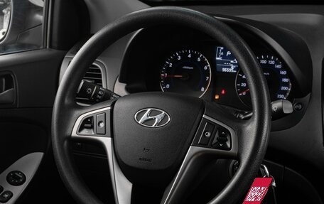 Hyundai Solaris II рестайлинг, 2015 год, 1 099 000 рублей, 16 фотография