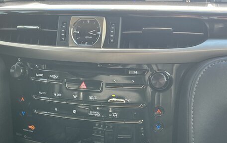 Lexus LX III, 2017 год, 6 950 000 рублей, 15 фотография