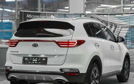 KIA Sportage IV рестайлинг, 2018 год, 1 829 000 рублей, 6 фотография