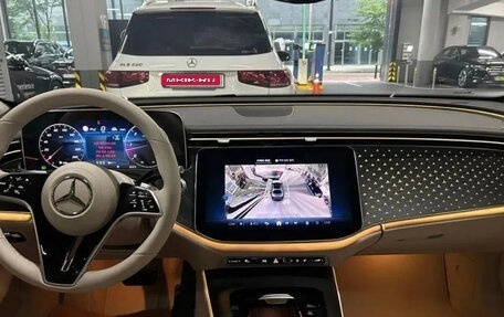 Mercedes-Benz E-Класс, 2025 год, 7 600 000 рублей, 10 фотография