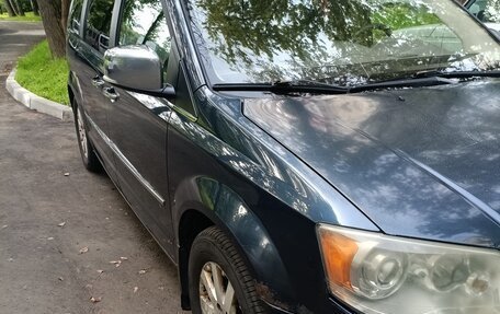 Chrysler Voyager IV, 2008 год, 950 000 рублей, 9 фотография