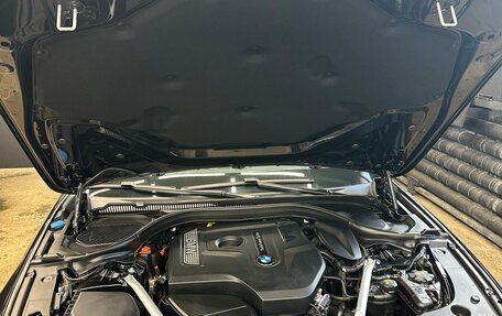 BMW 5 серия, 2018 год, 5 750 000 рублей, 21 фотография