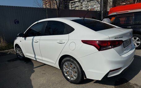 Hyundai Solaris II рестайлинг, 2017 год, 1 350 000 рублей, 3 фотография