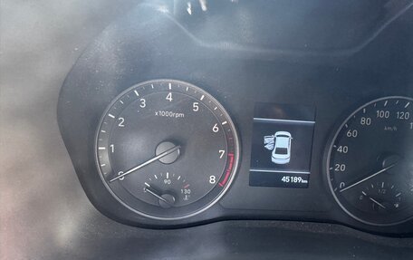 Hyundai Solaris II рестайлинг, 2017 год, 1 350 000 рублей, 5 фотография