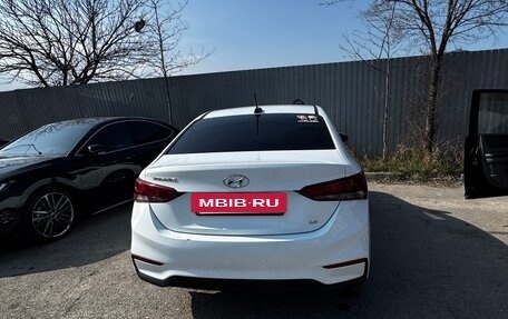 Hyundai Solaris II рестайлинг, 2017 год, 1 350 000 рублей, 4 фотография