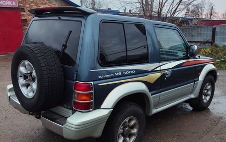 Mitsubishi Pajero III рестайлинг, 1995 год, 390 000 рублей, 4 фотография