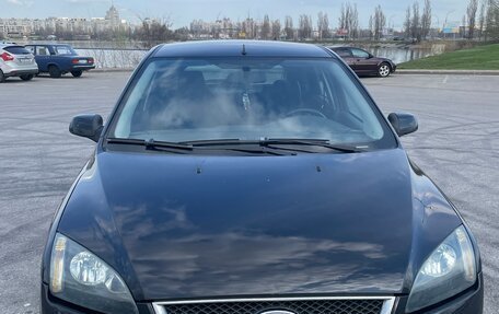 Ford Focus II рестайлинг, 2005 год, 500 000 рублей, 2 фотография