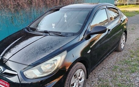 Hyundai Solaris II рестайлинг, 2013 год, 750 000 рублей, 8 фотография