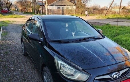 Hyundai Solaris II рестайлинг, 2013 год, 750 000 рублей, 9 фотография