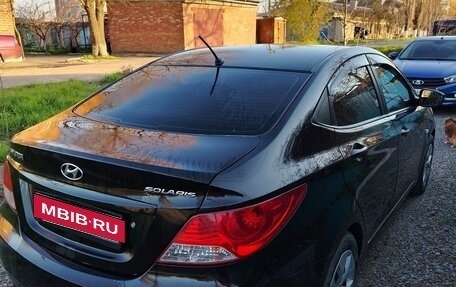 Hyundai Solaris II рестайлинг, 2013 год, 750 000 рублей, 5 фотография