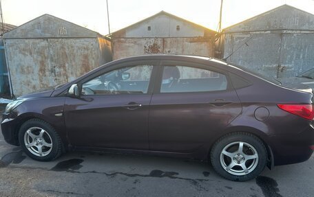 Hyundai Solaris II рестайлинг, 2011 год, 690 000 рублей, 6 фотография