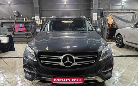 Mercedes-Benz GLE, 2015 год, 3 600 000 рублей, 2 фотография