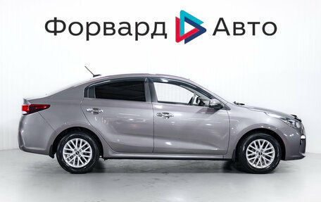 KIA Rio IV, 2018 год, 1 399 000 рублей, 9 фотография