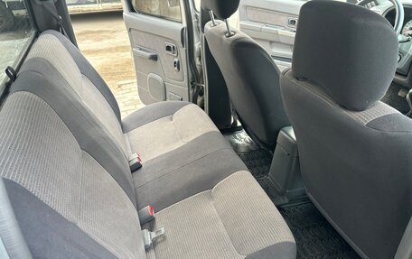 Nissan NP300, 2012 год, 1 950 000 рублей, 8 фотография
