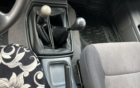 Nissan NP300, 2012 год, 1 950 000 рублей, 12 фотография