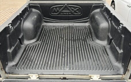 Nissan NP300, 2012 год, 1 950 000 рублей, 32 фотография