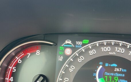 Toyota RAV4, 2020 год, 3 850 000 рублей, 7 фотография