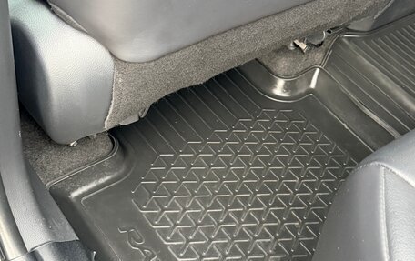 Toyota RAV4, 2020 год, 3 850 000 рублей, 21 фотография