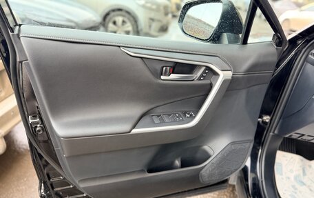 Toyota RAV4, 2020 год, 3 850 000 рублей, 23 фотография