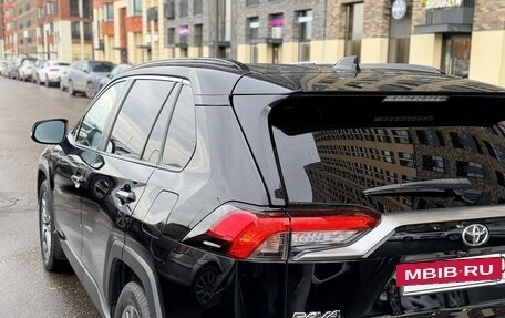 Toyota RAV4, 2020 год, 3 850 000 рублей, 26 фотография